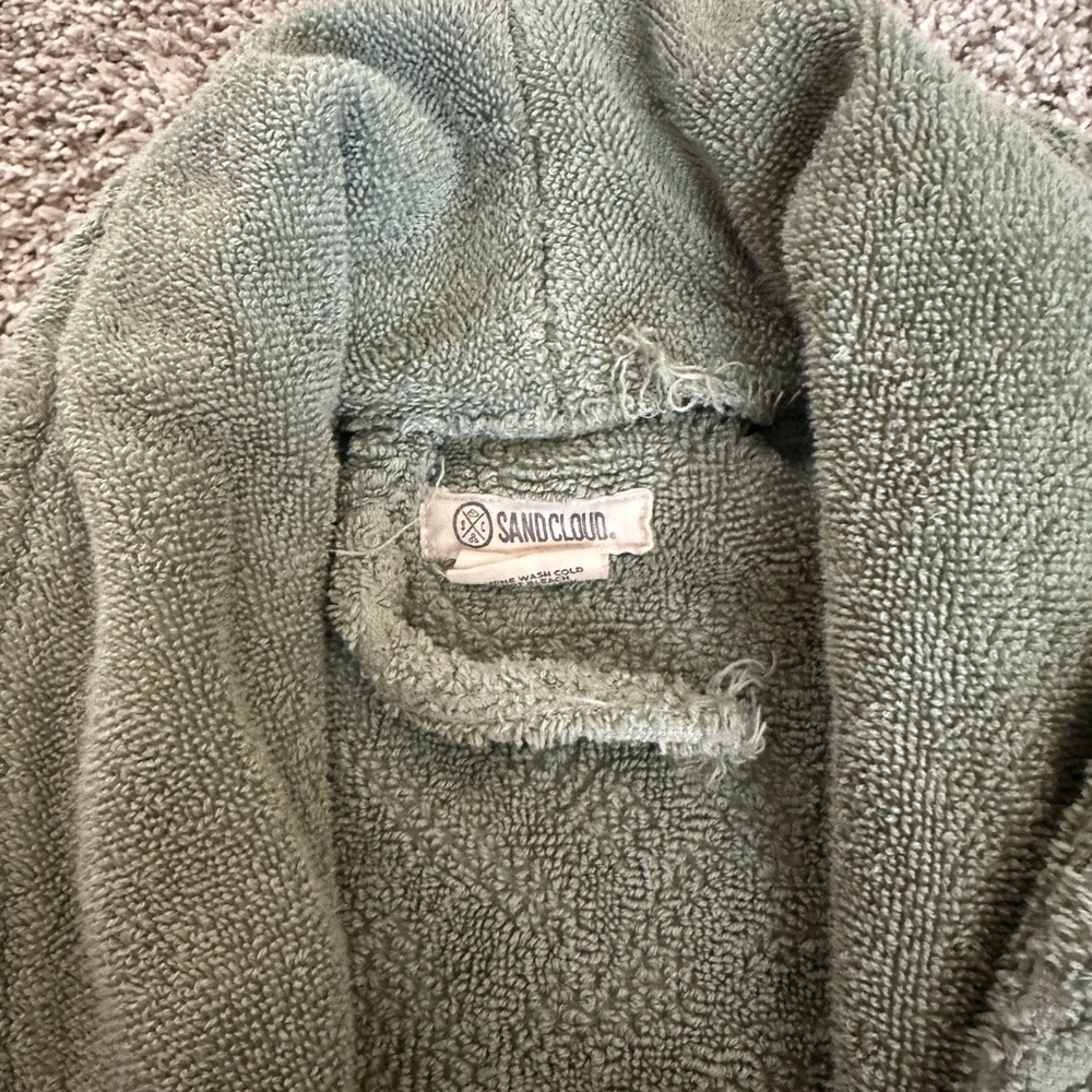 Sandcloud Bathrobe - Picture 2 of 2